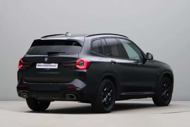 BMW X3 (2022) thumbnail 8