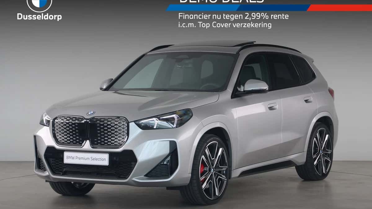 BMW iX1 (2026) — foto 1