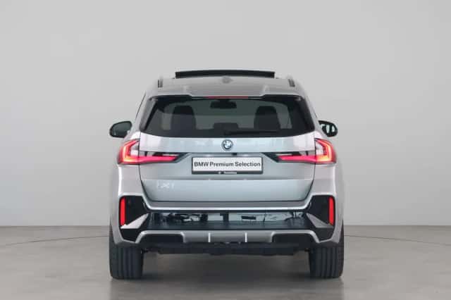 BMW iX1 (2026) thumbnail 12