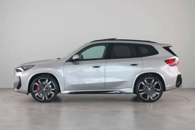 BMW iX1 (2026) thumbnail 14