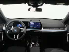 BMW iX1 (2026) thumbnail 15