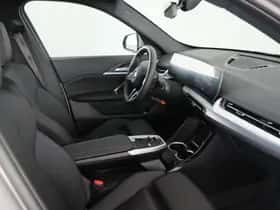 BMW iX1 (2026) thumbnail 16