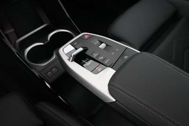 BMW iX1 (2026) thumbnail 22