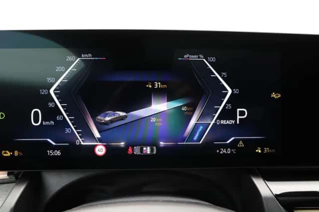BMW i5 (2026) thumbnail 3