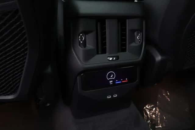 BMW X3 (2026) thumbnail 18