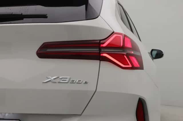 BMW X3 (2026) thumbnail 10