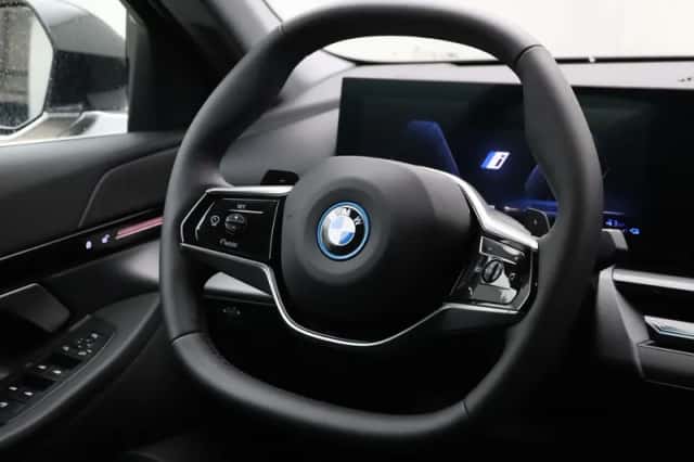 BMW 5-Serie (2025) thumbnail 2