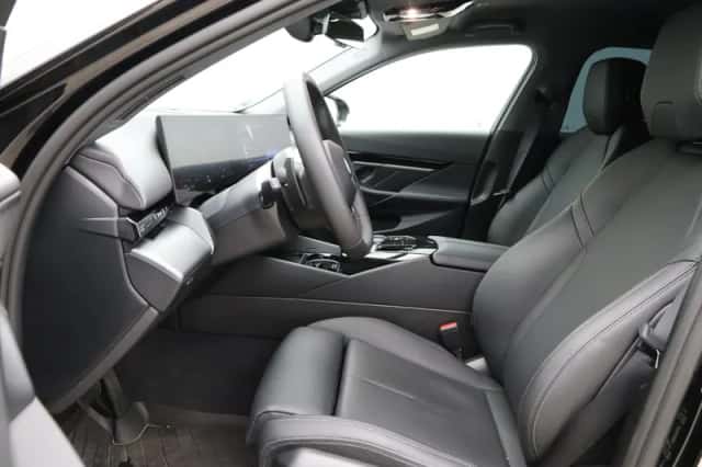 BMW 5-Serie (2025) thumbnail 6