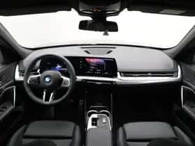 BMW iX1 (2026) thumbnail 13