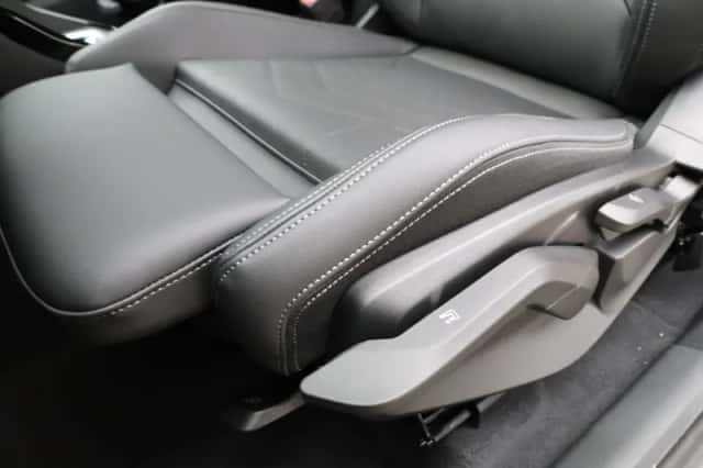 BMW iX1 (2026) thumbnail 14