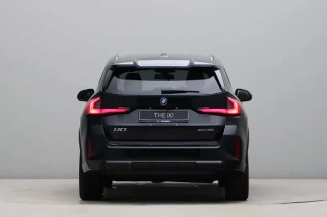 BMW iX1 (2026) thumbnail 10