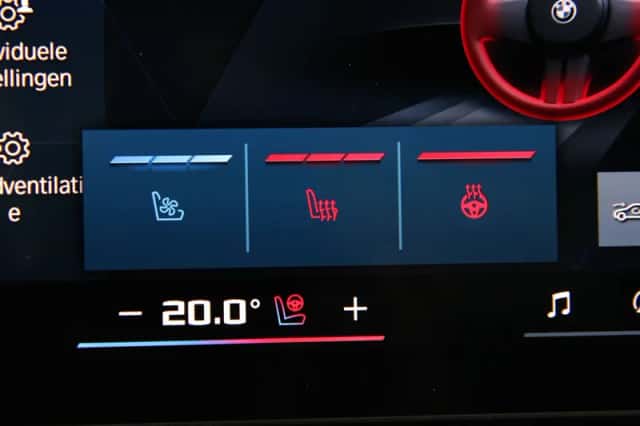 BMW M4 (2026) thumbnail 37