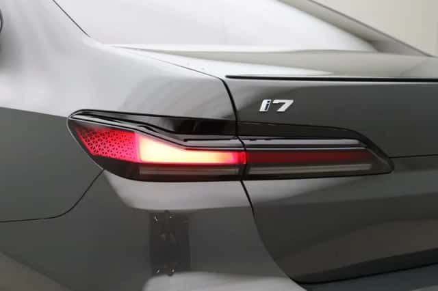 BMW i7 (2026) thumbnail 20
