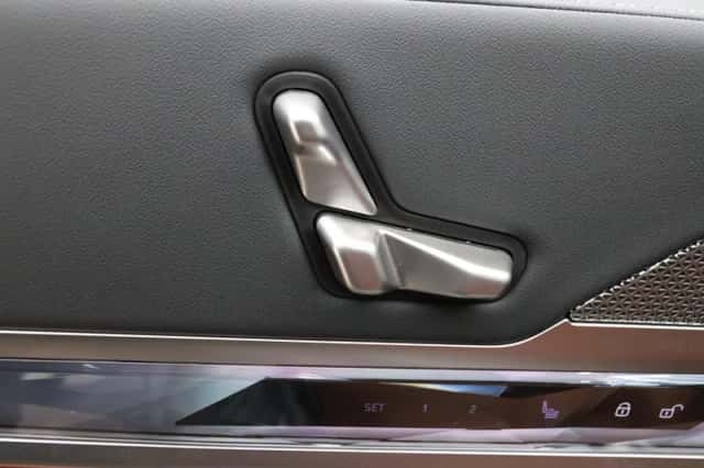 BMW i7 (2026) thumbnail 21