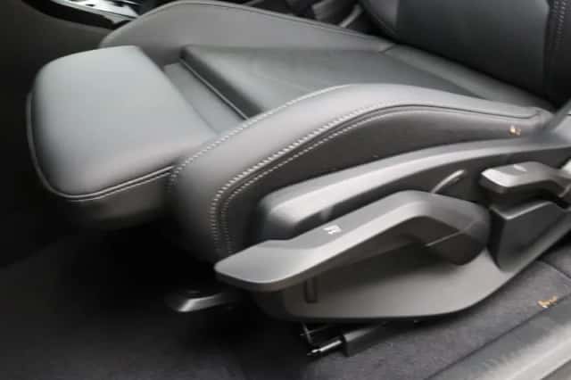 BMW iX2 (2026) thumbnail 13