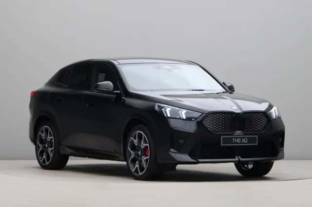 BMW iX2 (2026) thumbnail 3