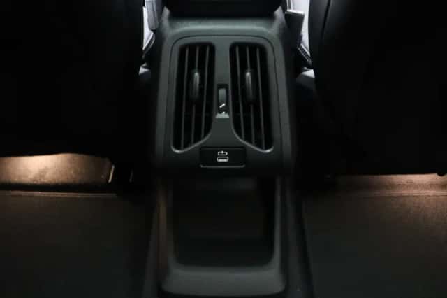 BMW iX2 (2026) thumbnail 22