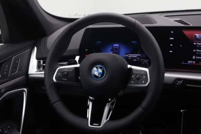 BMW X1 (2026) thumbnail 2