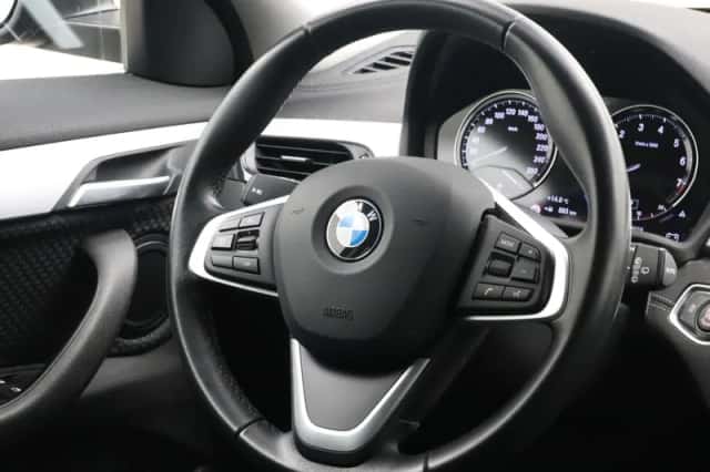BMW X2 (2020) thumbnail 2