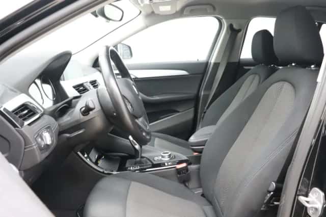 BMW X2 (2020) thumbnail 5