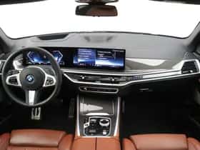 BMW X5 (2024) thumbnail 12