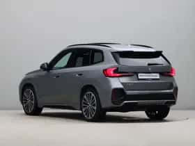 BMW iX1 (2023) thumbnail 11