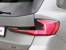 BMW iX1 (2023) thumbnail 22