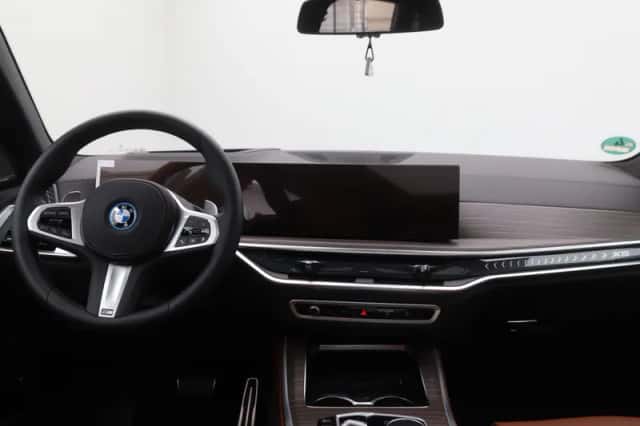 BMW X5 (2025) thumbnail 12