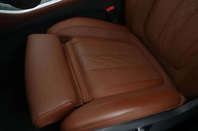 BMW X5 (2025) thumbnail 14