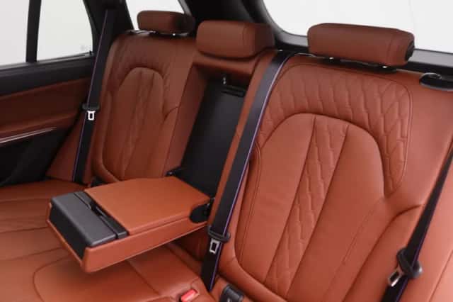 BMW X5 (2025) thumbnail 15
