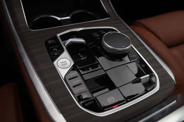 BMW X5 (2025) thumbnail 17