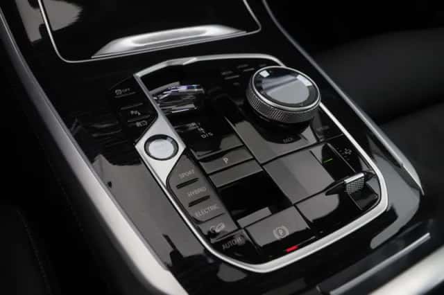 BMW X5 (2025) thumbnail 18