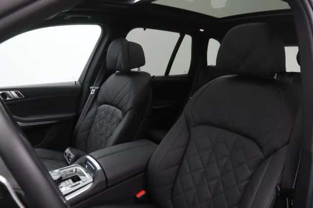 BMW X5 (2025) thumbnail 4