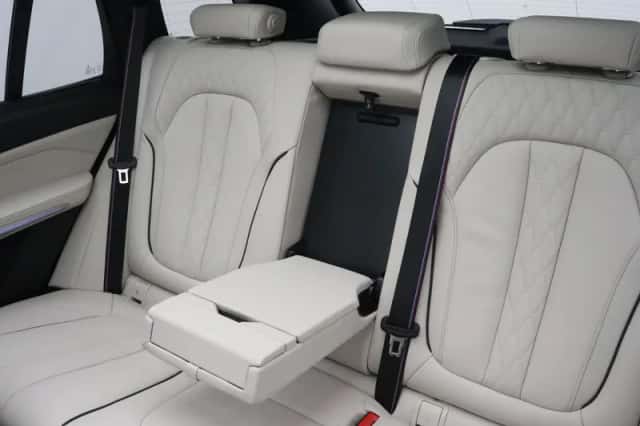 BMW X5 (2026) thumbnail 17
