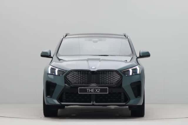 BMW iX2 (2026) thumbnail 4