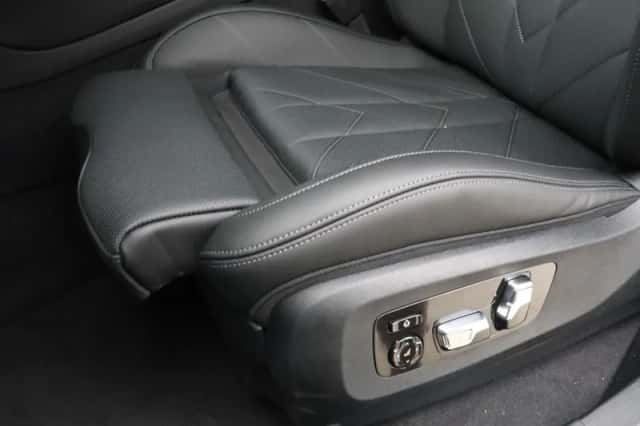 BMW XM (2026) thumbnail 16