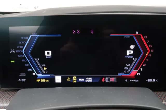 BMW XM (2026) thumbnail 3