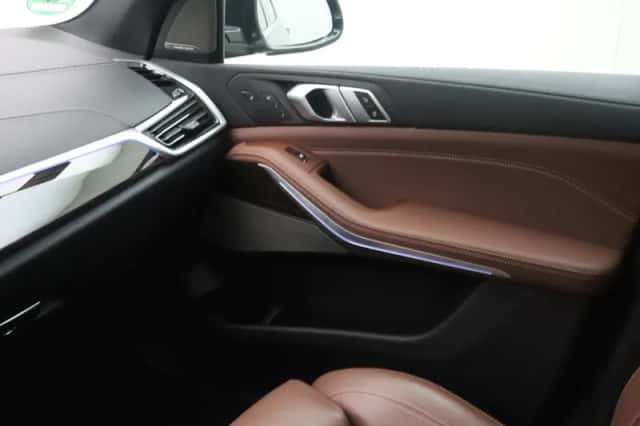 BMW X5 (2020) thumbnail 15
