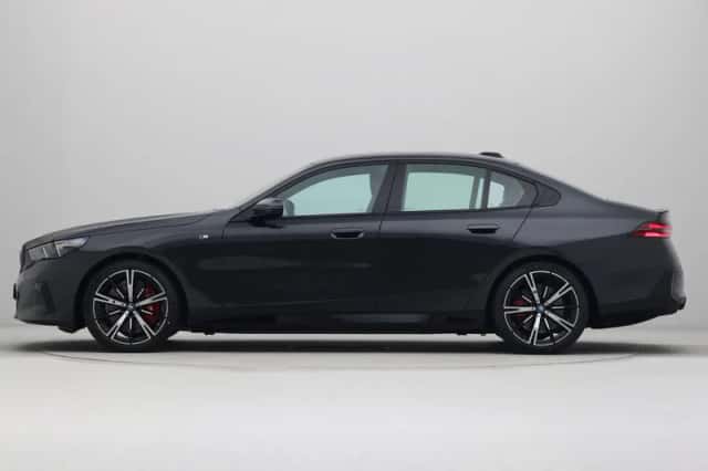 BMW i5 (2026) thumbnail 11