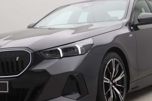 BMW i5 (2026) thumbnail 19