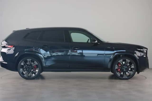 BMW XM (2026) thumbnail 4