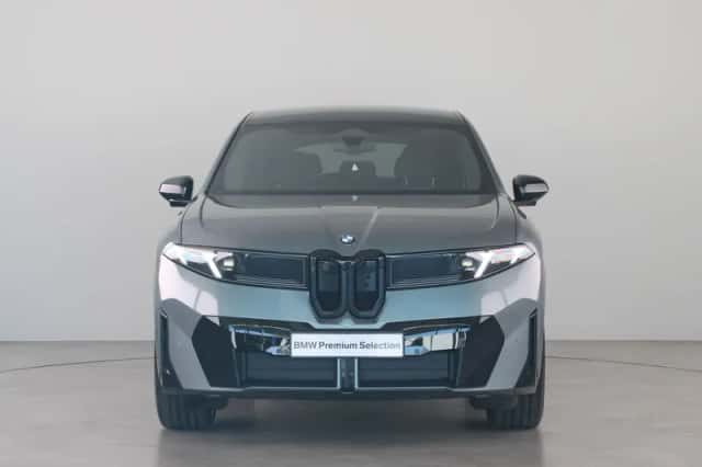 BMW iX3 (2026) thumbnail 2