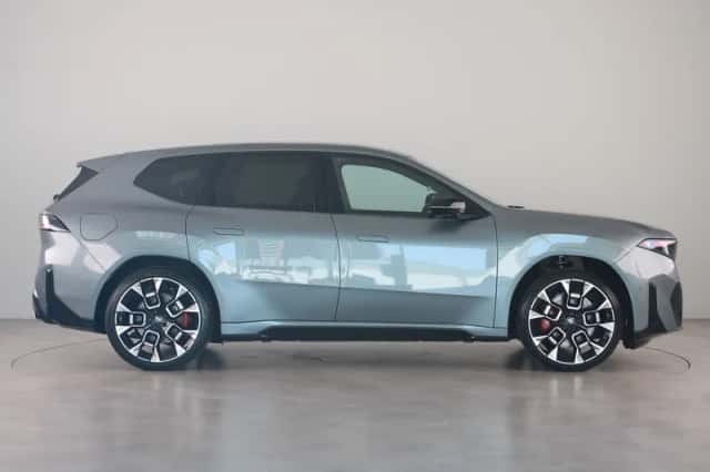 BMW iX3 (2026) thumbnail 4