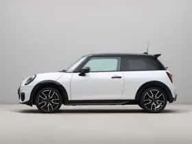 MINI Cooper (2025) thumbnail 12