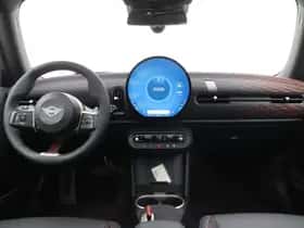 MINI Cooper (2025) thumbnail 13