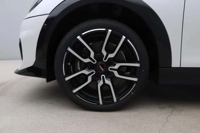 MINI Cooper (2025) thumbnail 18
