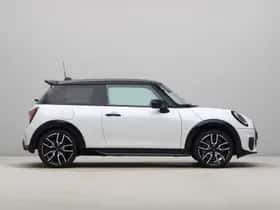 MINI Cooper (2025) thumbnail 8