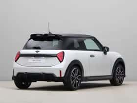 MINI Cooper (2025) thumbnail 9