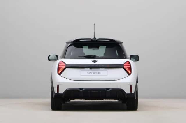 MINI Cooper (2025) thumbnail 10