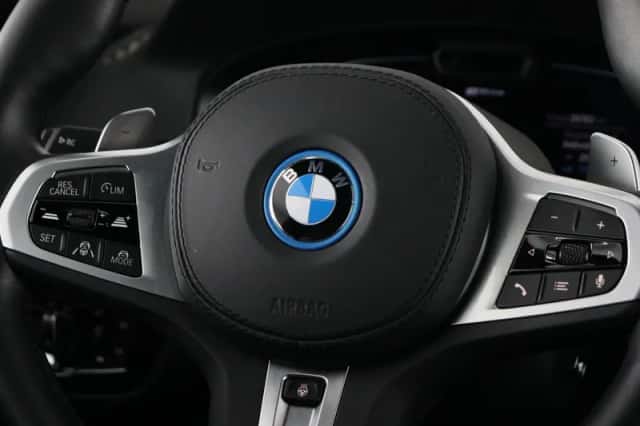 BMW 5-Serie (2024) thumbnail 3